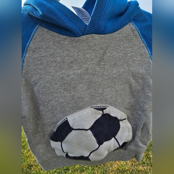 Kid's 2T Gymboree Soccer Ball Hoodie Sweatshirt Gray Blue Graphic Pullover
FIFA - Picture 15 of 16